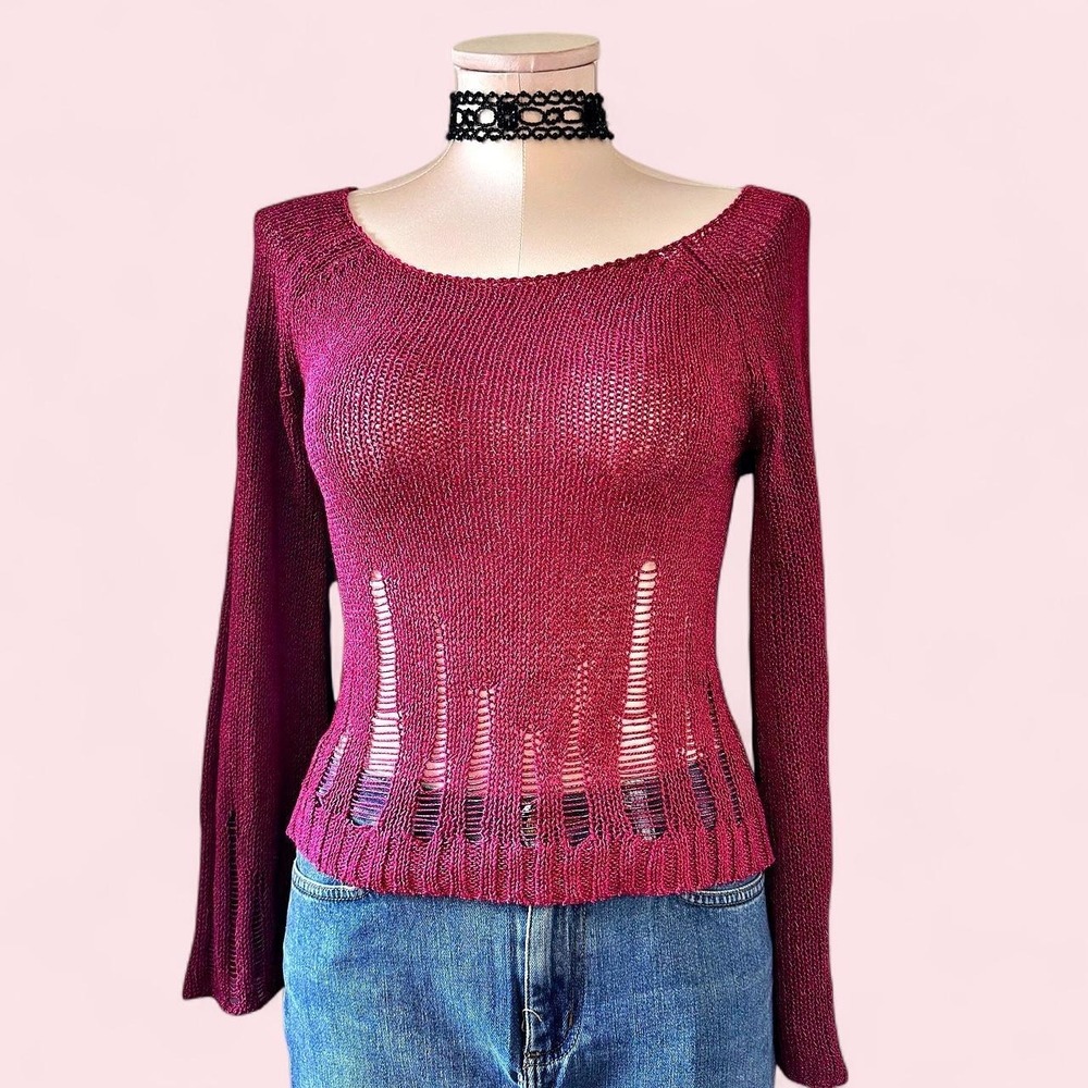 Jessica Simpson distressed knit sweater 💖